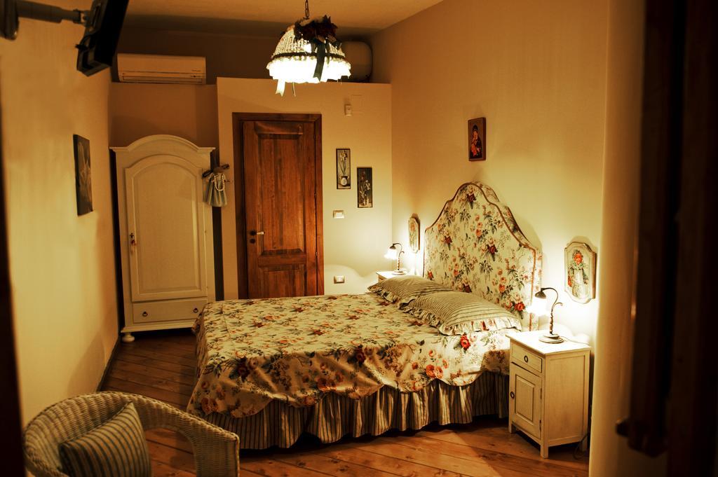 Le Querce Di Mamre Villa Manfredonia Luaran gambar