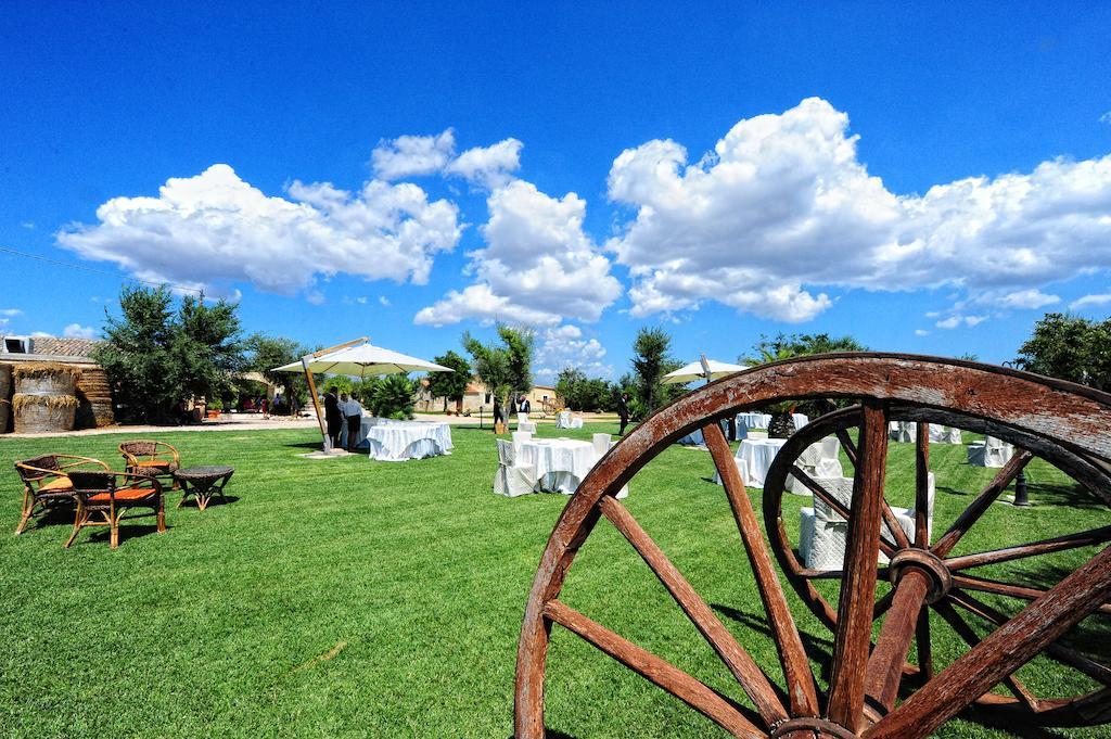 Le Querce Di Mamre Villa Manfredonia Luaran gambar